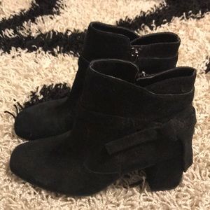 Ankle booties